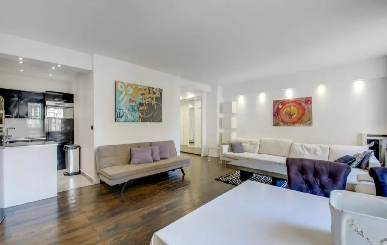 Lägenhet Superbe Luxueux Appartement Sur Victor Hugo Paris